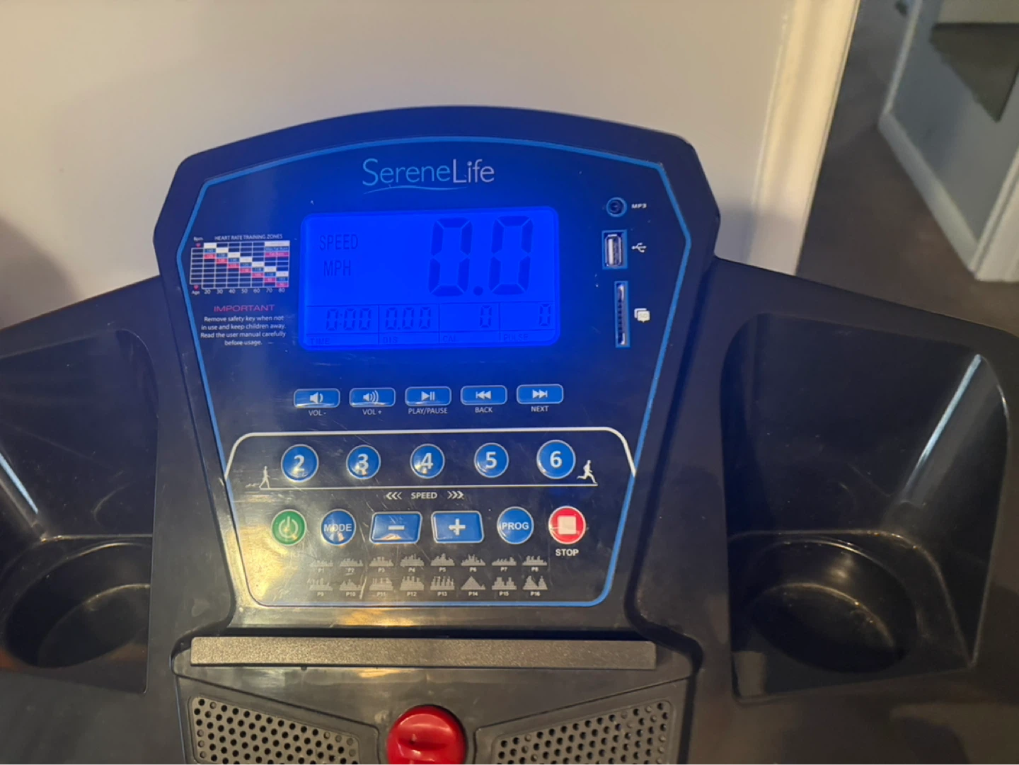 Free delivery used SereneLife Treadmill - photo 2