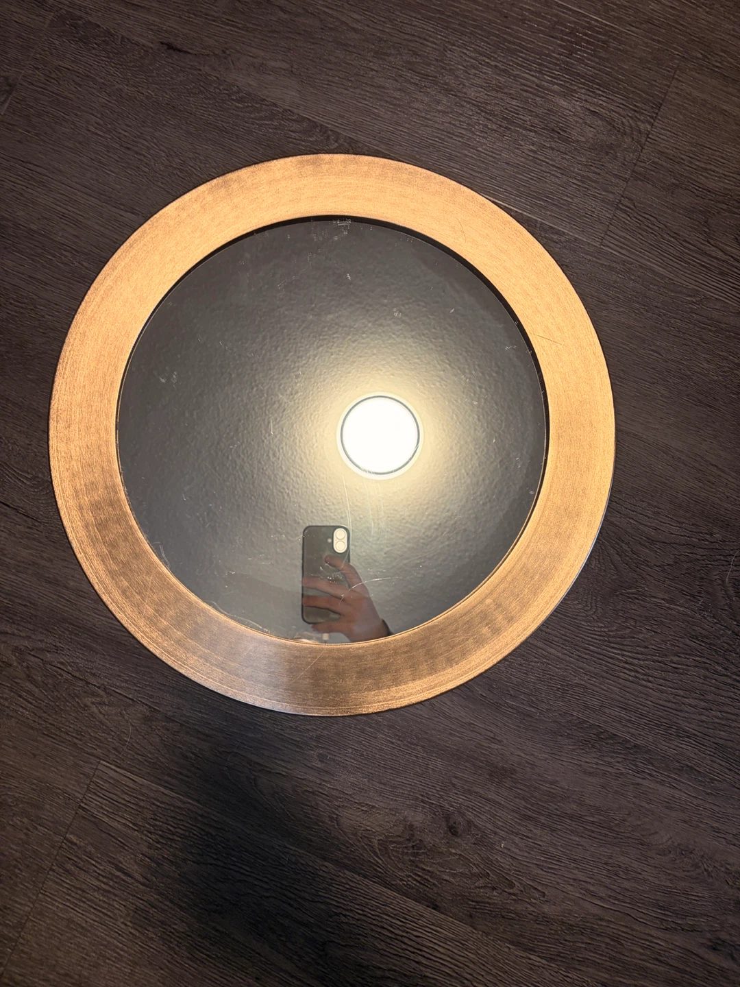Round 17.5 in Decorative Mirror with Gold Frame
