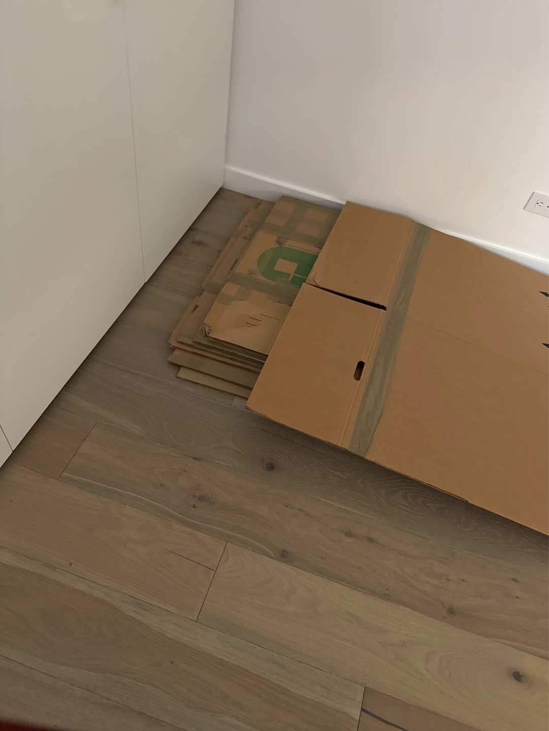 FREE Moving Boxes and packing paper - free! - photo 4