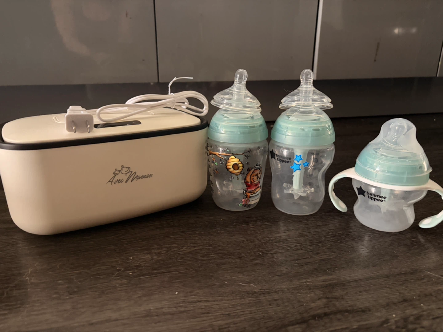 Avec Maman wipe warmer with Tommee Tippee Bottles