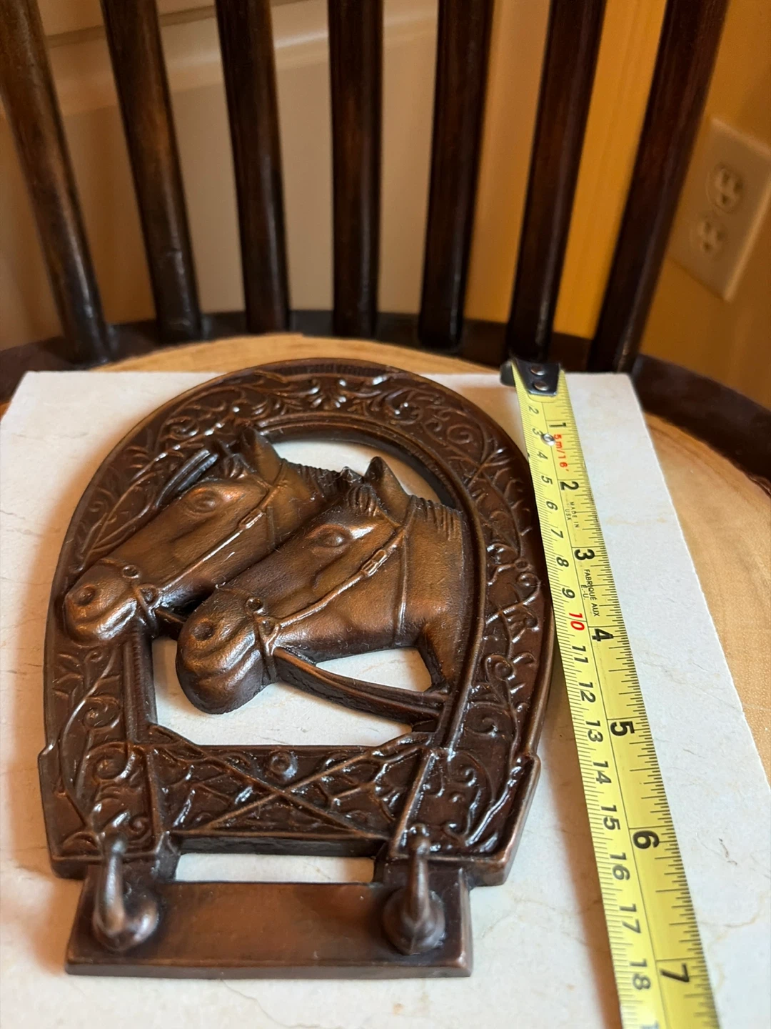 Vintage Bronze Toned Horse and Horseshoe Wall Hanger - photo 5