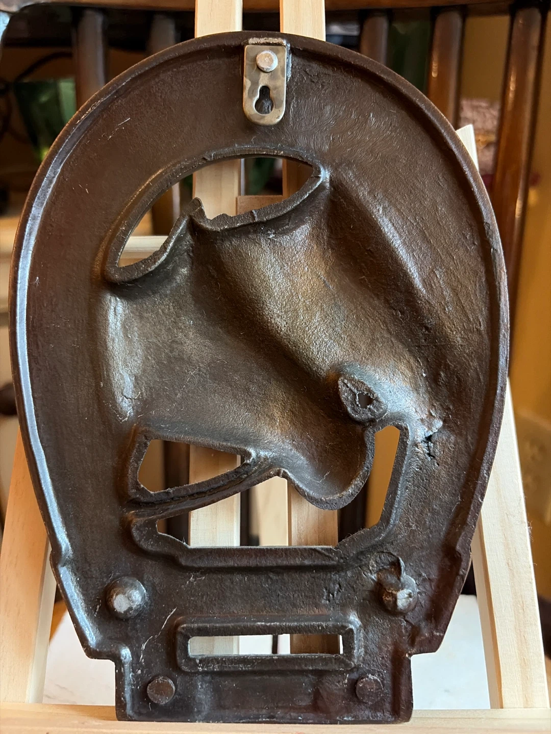 Vintage Bronze Toned Horse and Horseshoe Wall Hanger - photo 3