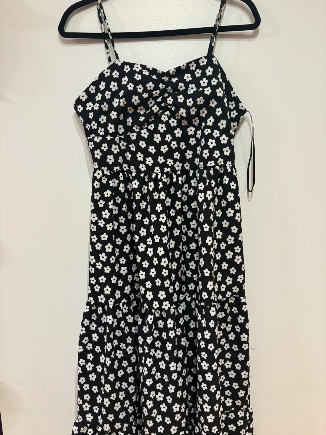 Black and White Floral Daisy Tiered Dress