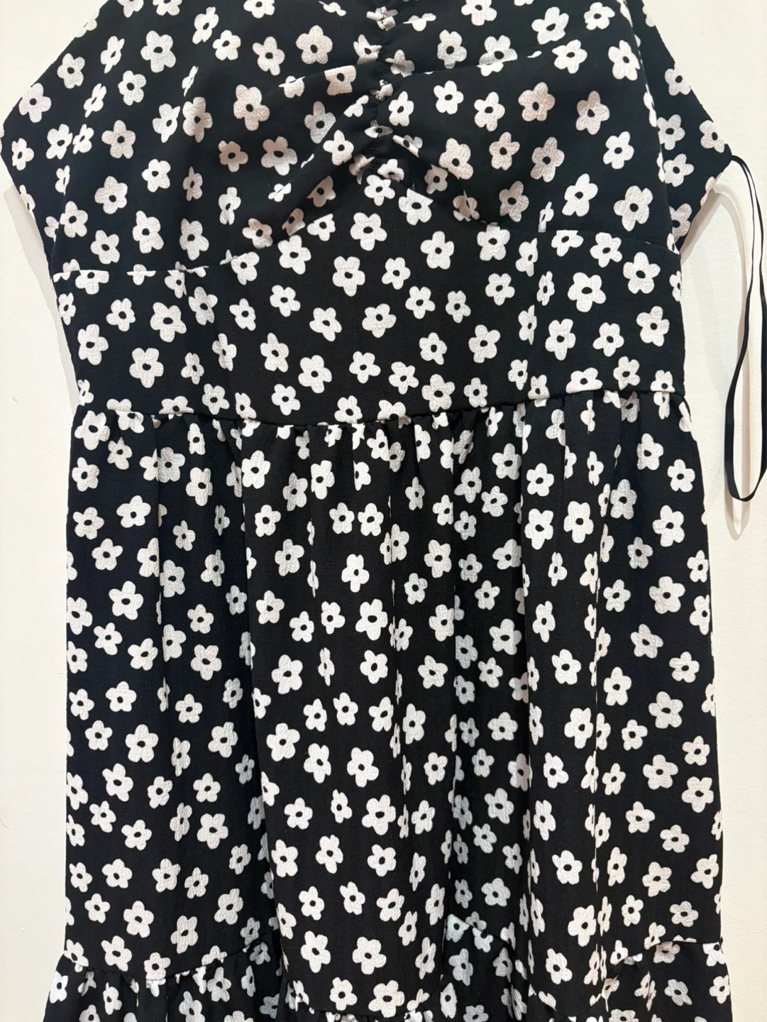 Black and White Floral Daisy Tiered Dress - photo 3