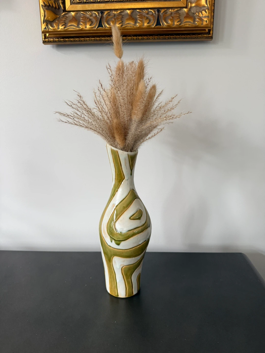 Unique Two-toned Swirl Vase with Pampas Grass - photo 2