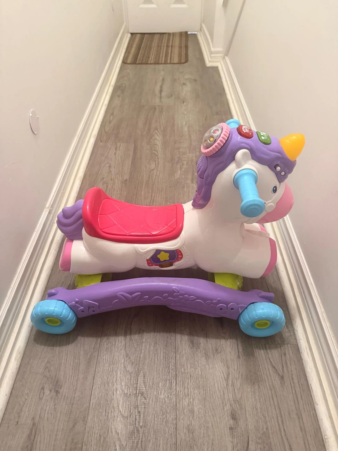 VTech Ride-Unicorn Toy- Rock and Ride cycle