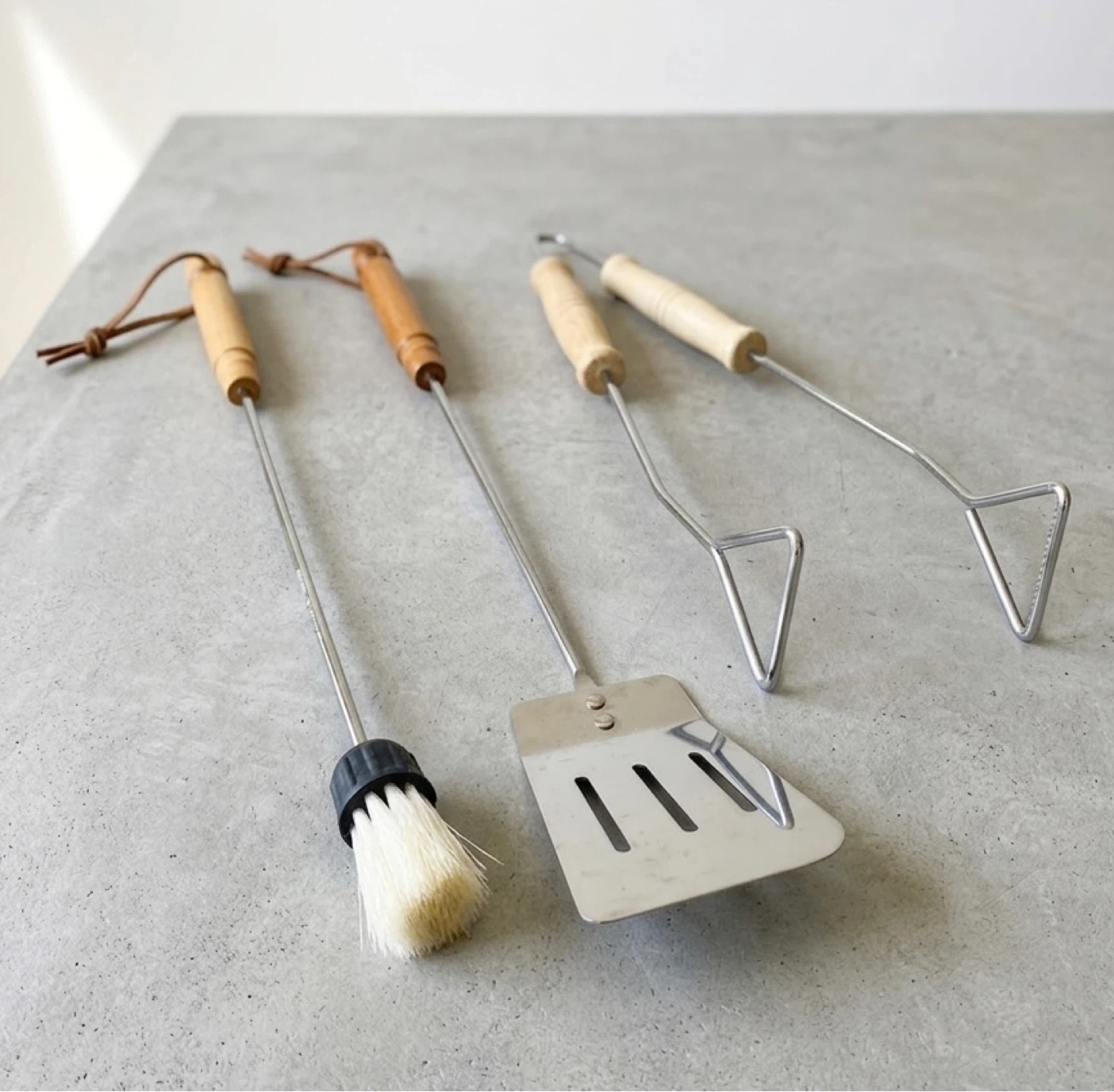 BBQ Grill Tool Set with Tongs, Spatula, and Basting Brush