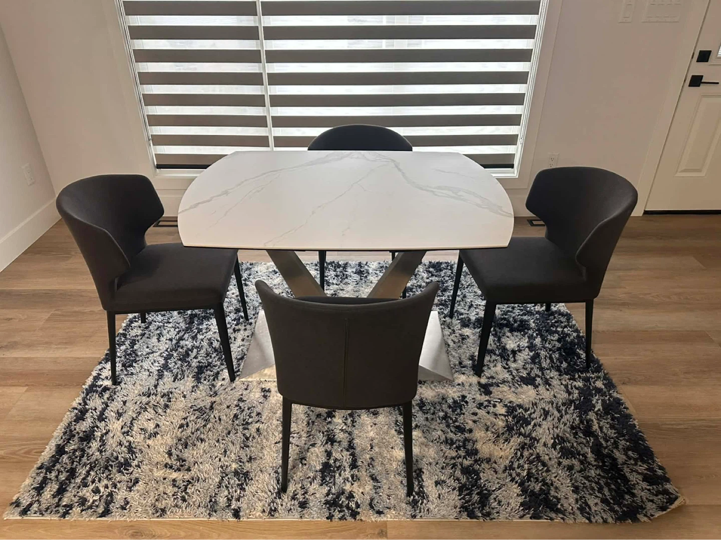 Modern Dining Set - White Marble Top Table & 4 Grey Chairs - photo 2