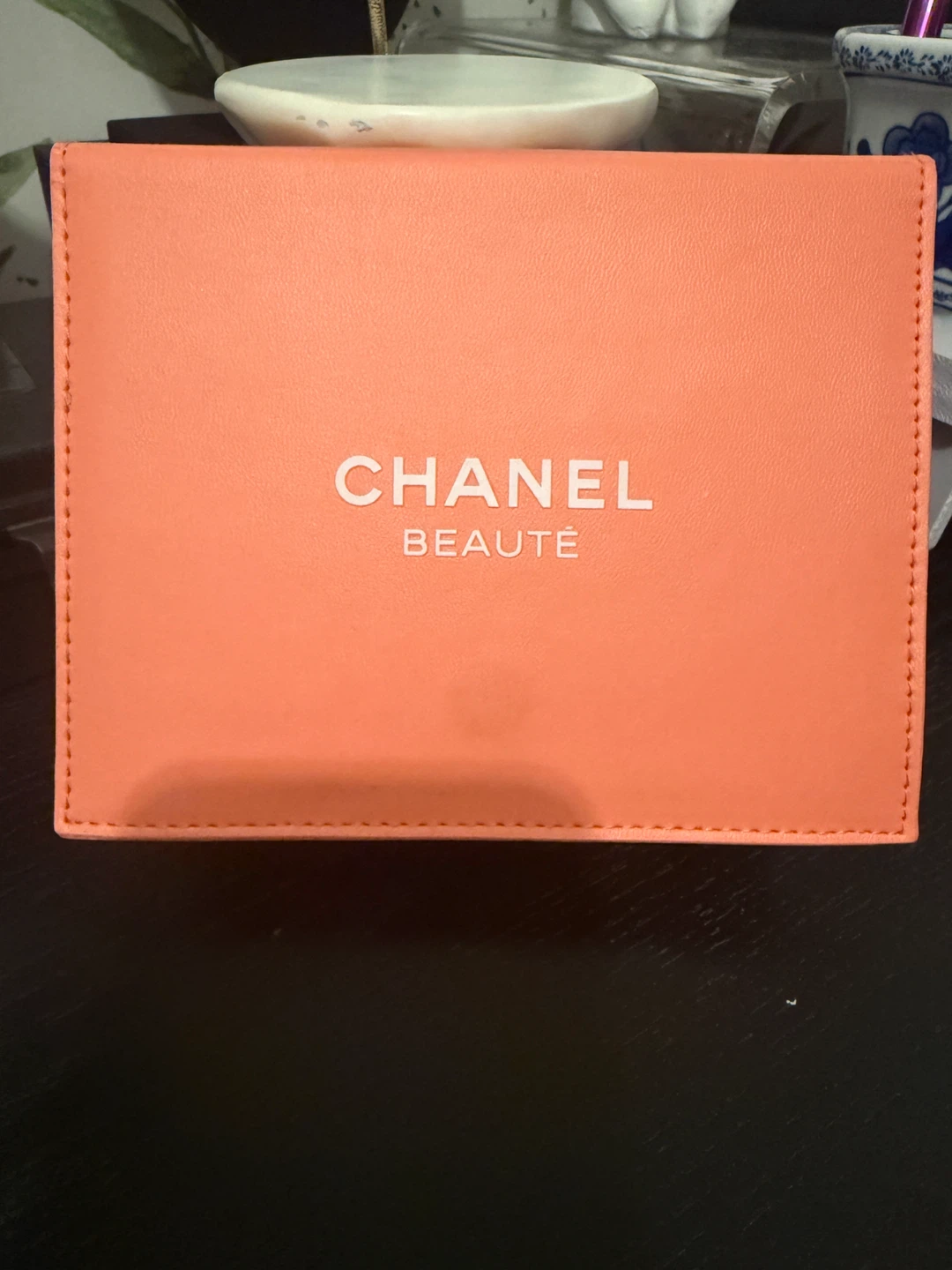 CHANEL BEAUTÉ Clutch Pouch