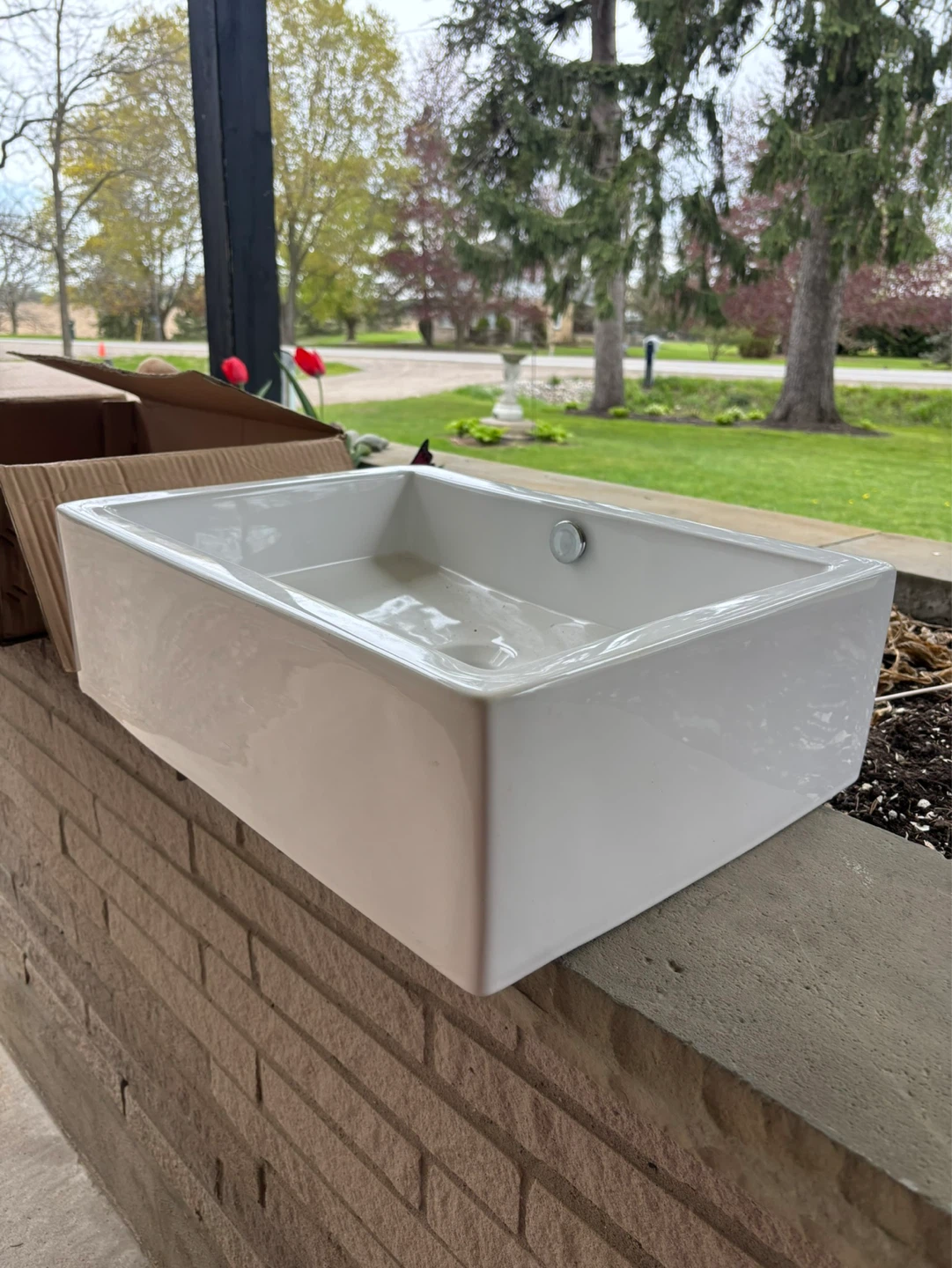White Rectangular Ceramic Sink - photo 2