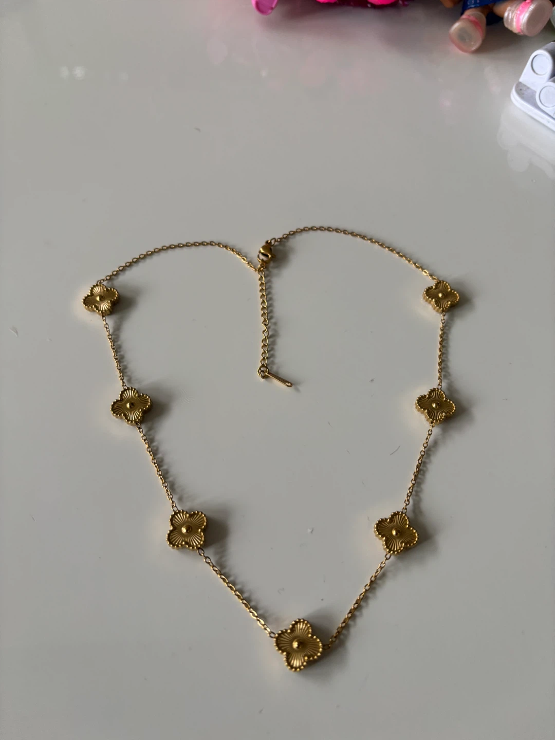 Gold tone floral necklace