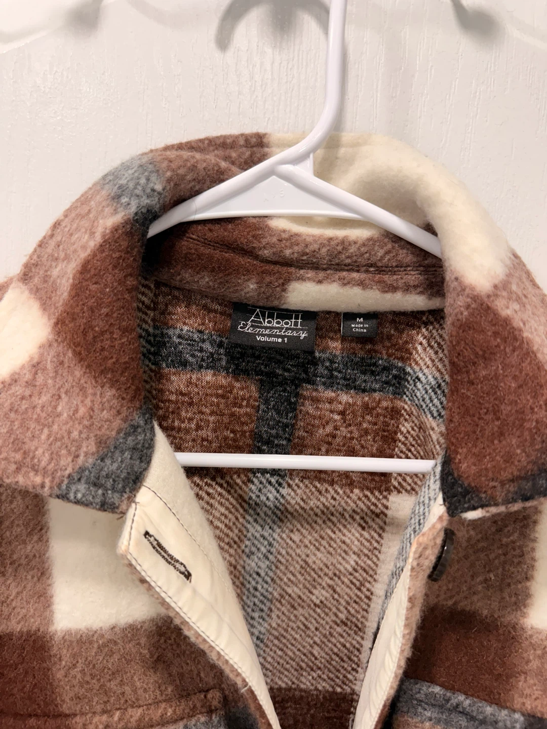 Abbott Elementary Plaid Shacket - Size M - photo 2