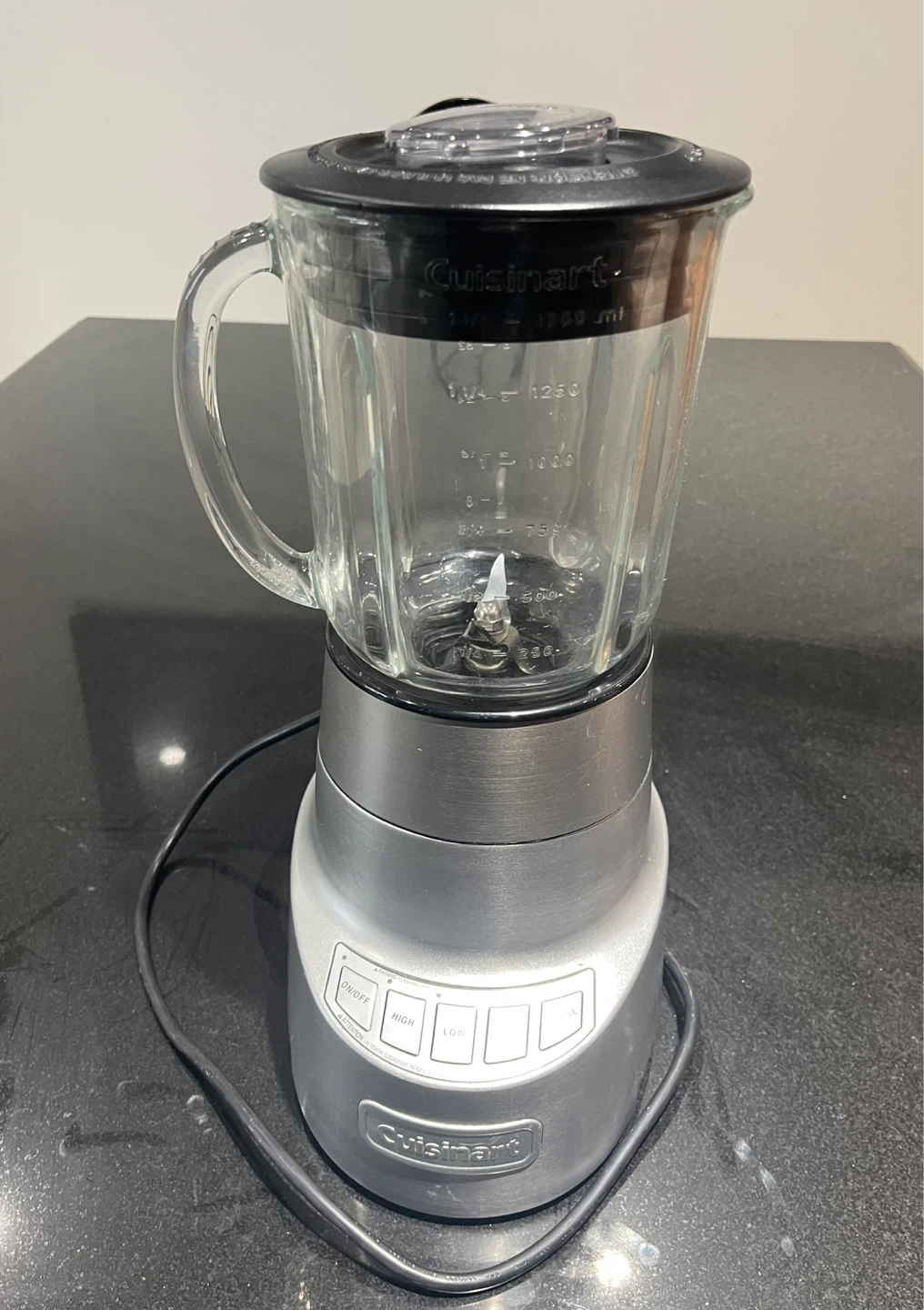 Cuisinart Blender with Glass Jar and Lid