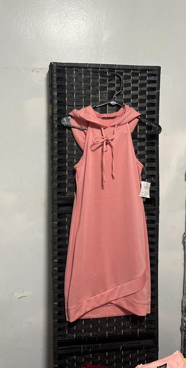 Pink Hooded Sleeveless Dress size M
