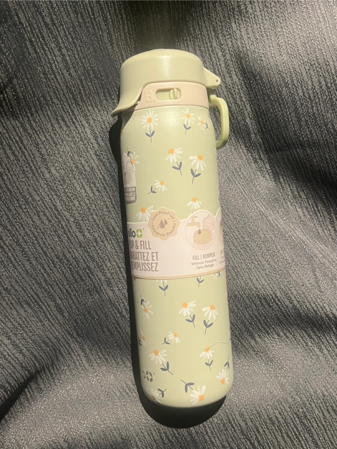 Ello Flip & Fill Water Bottle - Daisy Print
