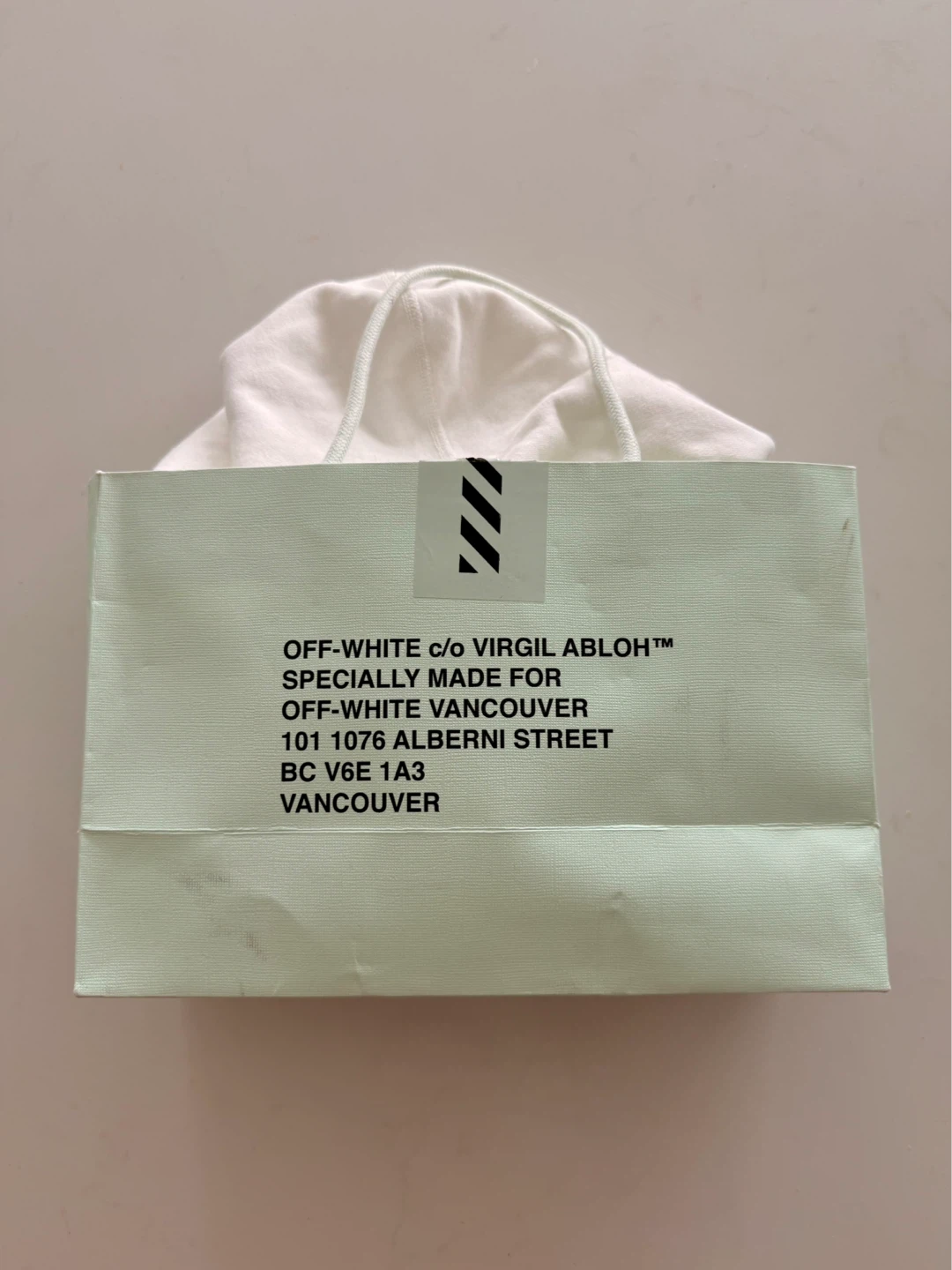 $185 Off-White UNWORN W/ TAGS White Graphic Hoodie Size Medium - photo 3