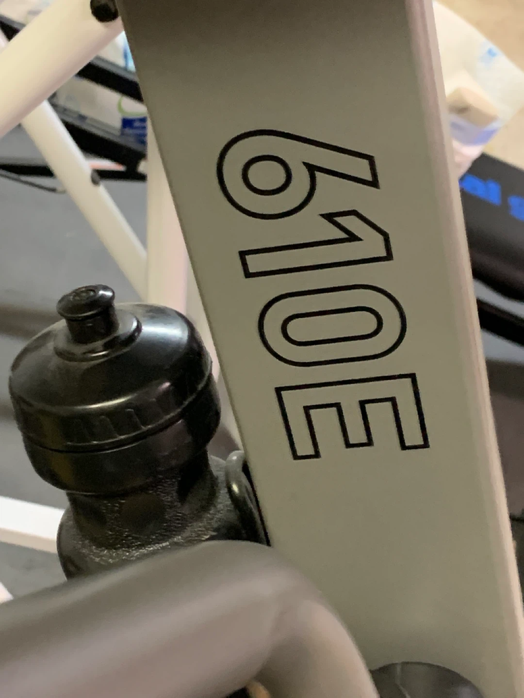 Elliptical machine - photo 3