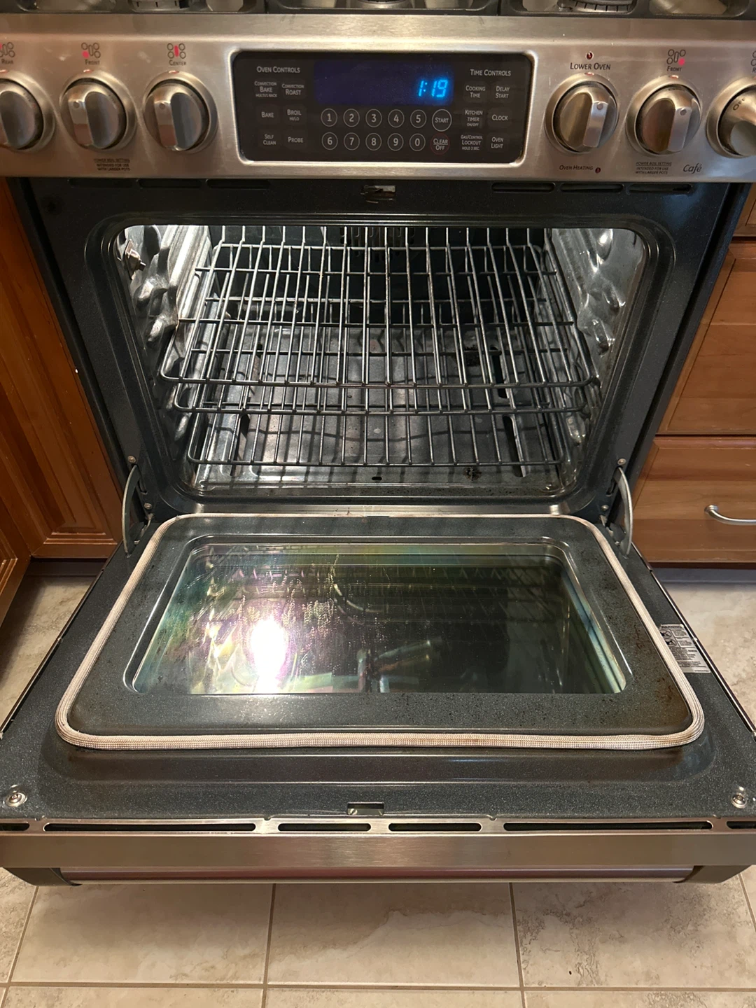 GE Cafe Series Stainless Steel Gas Range with Griddle - photo 3