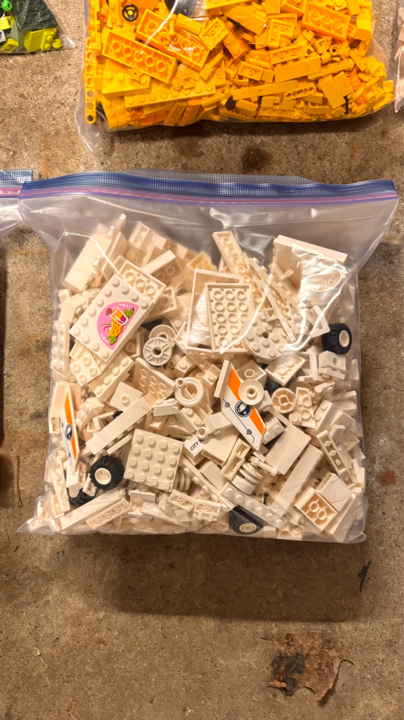 Bulk sorted Lego 30+ pounds - photo 4
