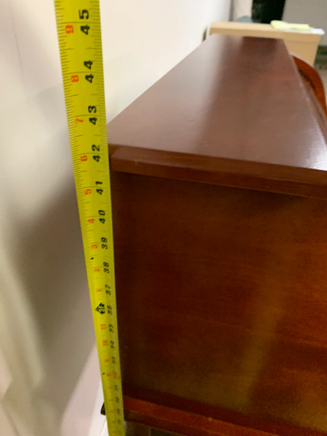 Desk - photo 4