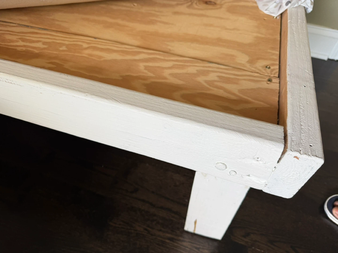 White Daybed Frame with Mattress