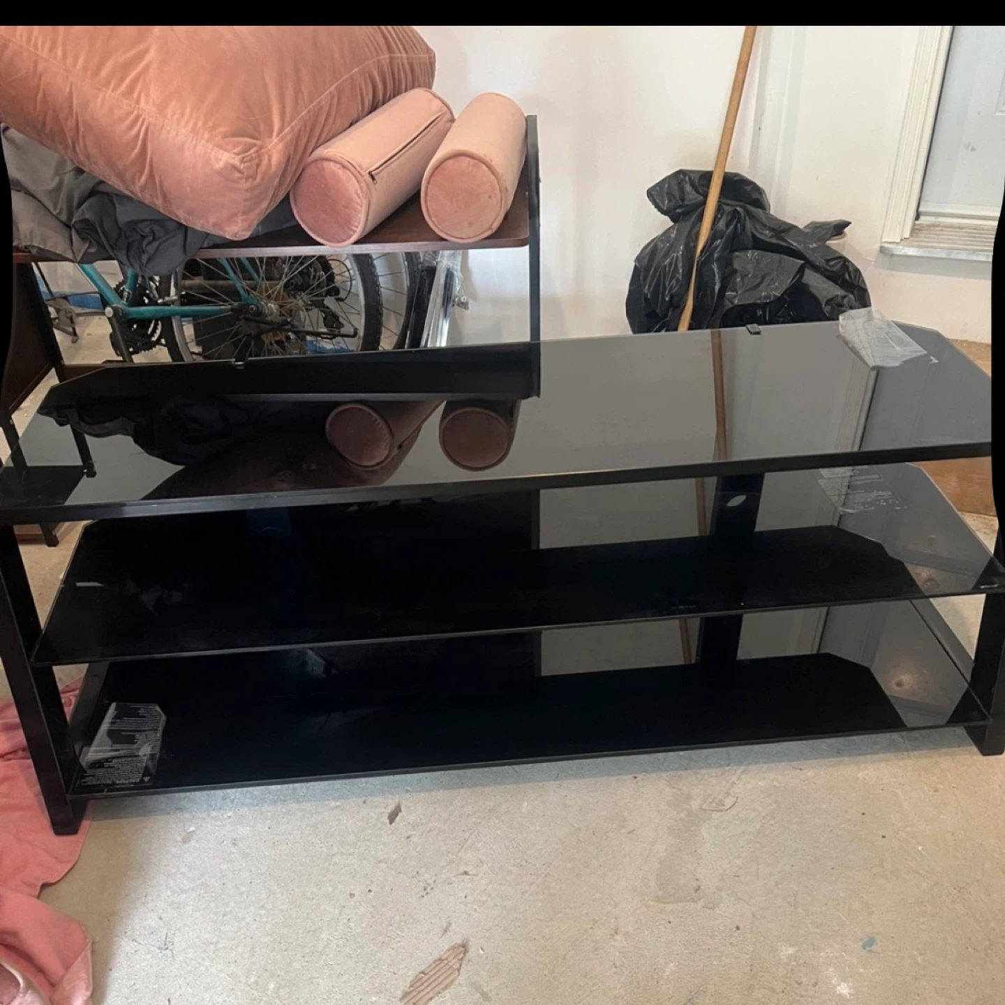 Init TV Stand NT-C1201 Black Glass and Steel - photo 3