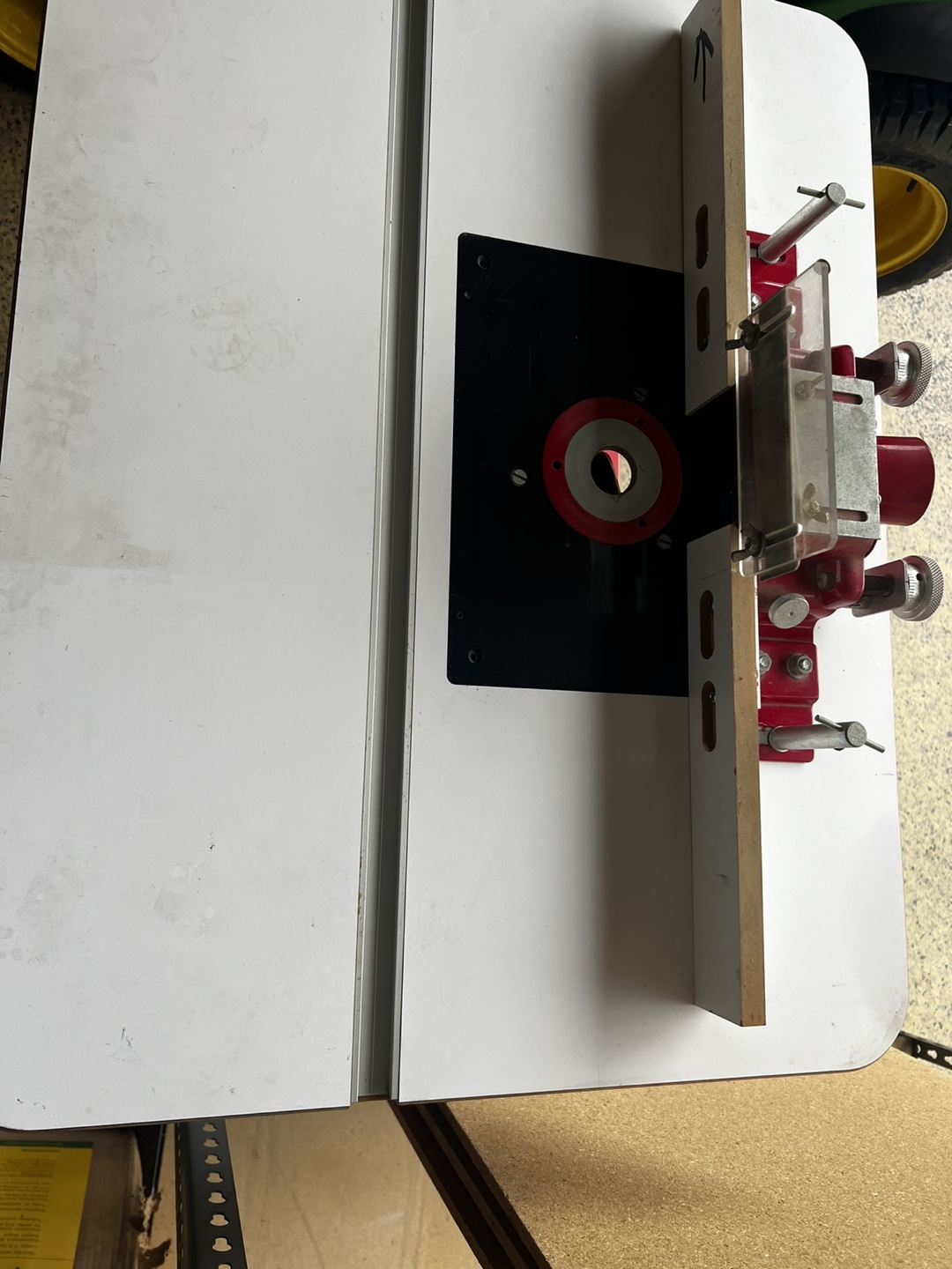Freud FT2000E 1/2" Router - photo 2