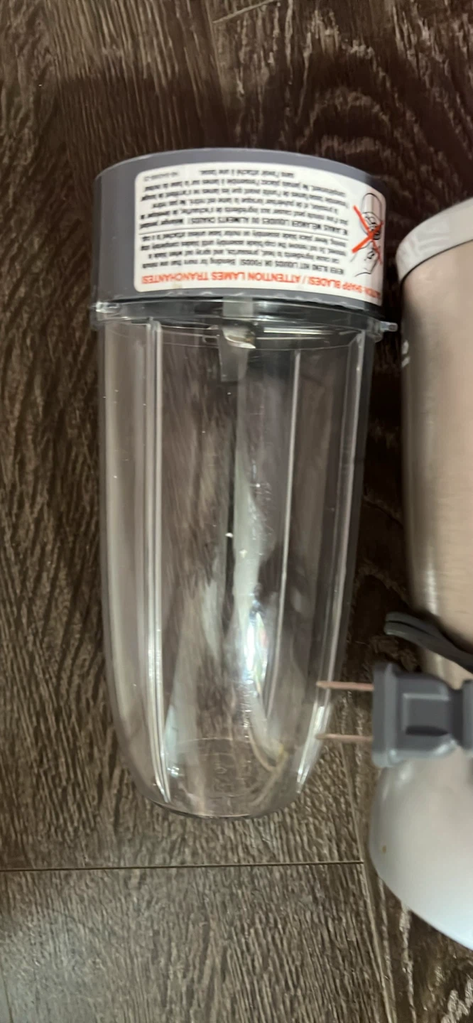 NutriBullet 600W High-Speed Blender | Upgraded Large Cup Set - photo 3