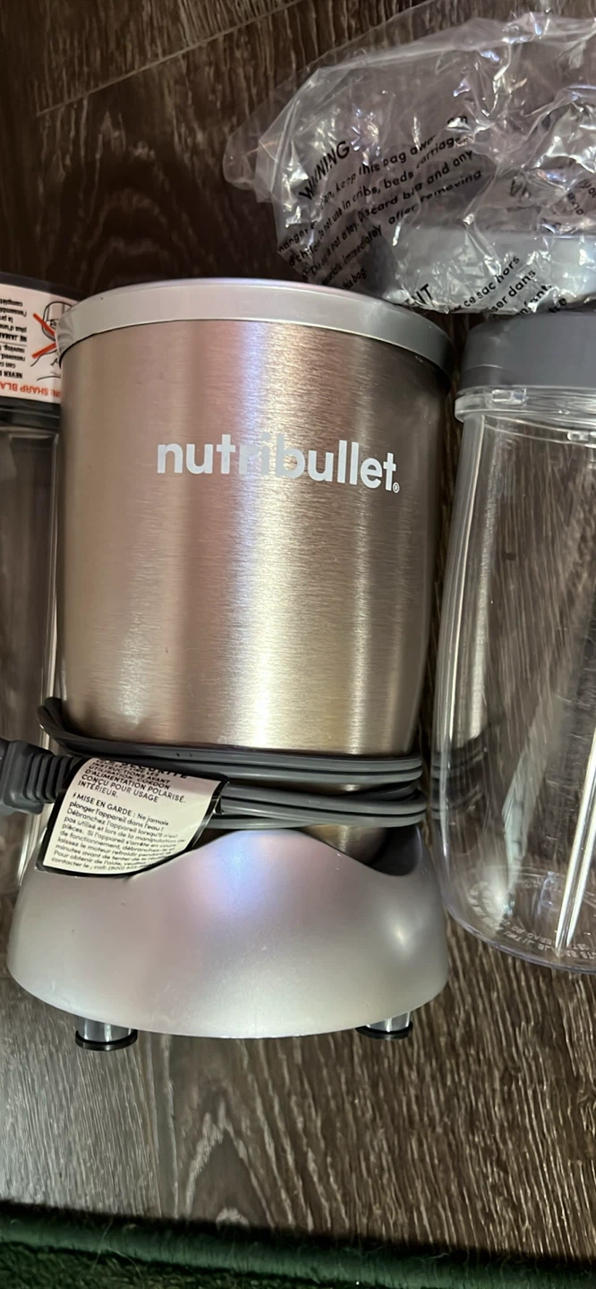 NutriBullet 600W High-Speed Blender | Upgraded Large Cup Set - photo 2