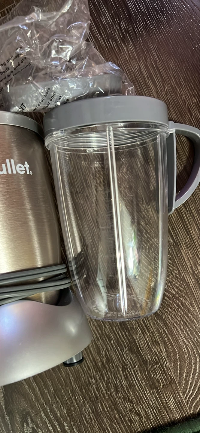NutriBullet 600W High-Speed Blender | Upgraded Large Cup Set - photo 4