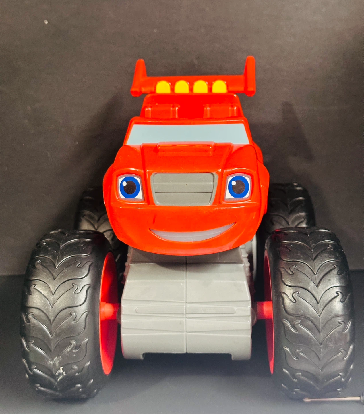Blaze & the Monster Machine Monster Truck motorized Talking Toy - photo 5