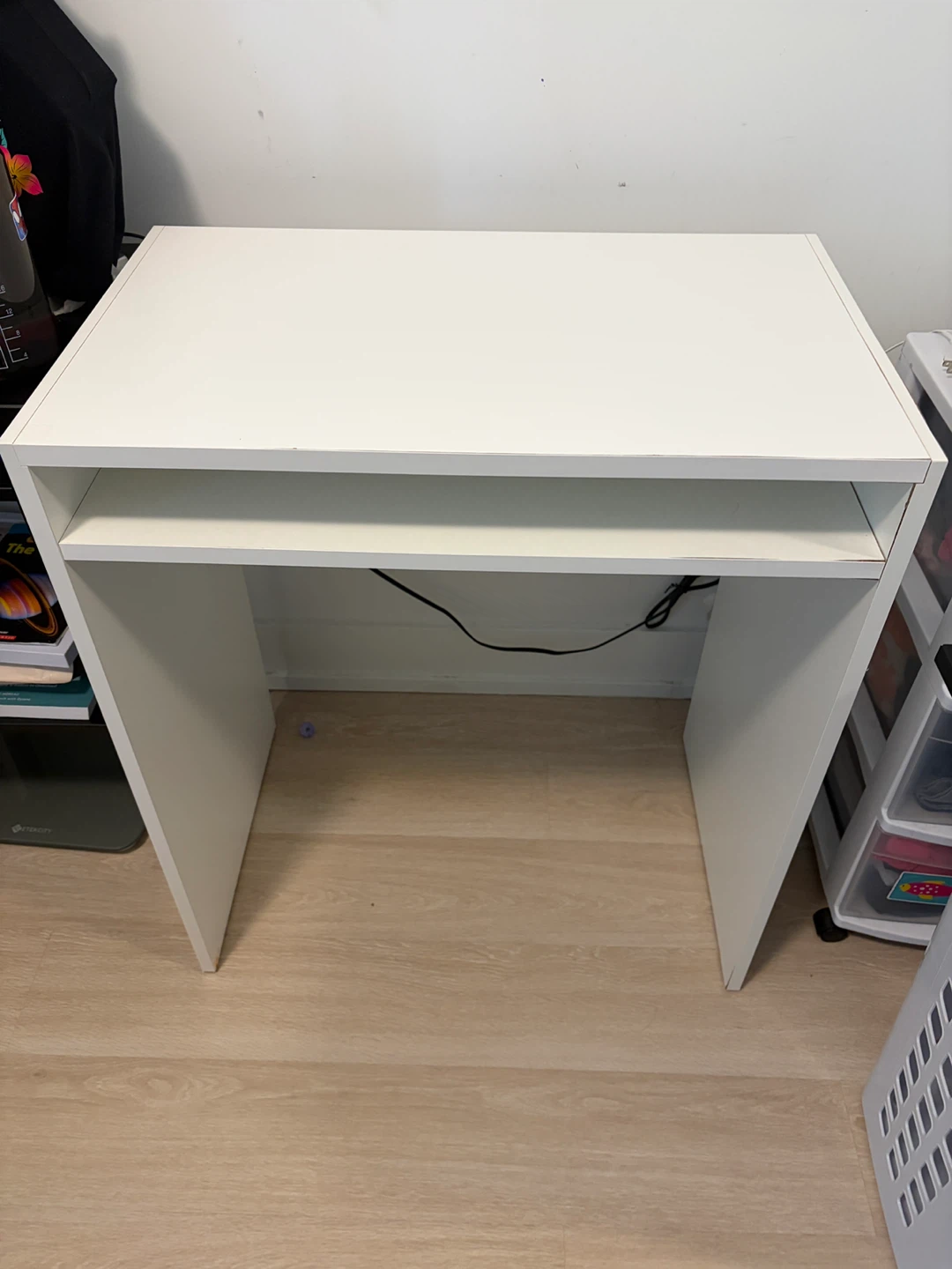 IKEA Torald White Desk and Loberget Swivel Chair Set - photo 4