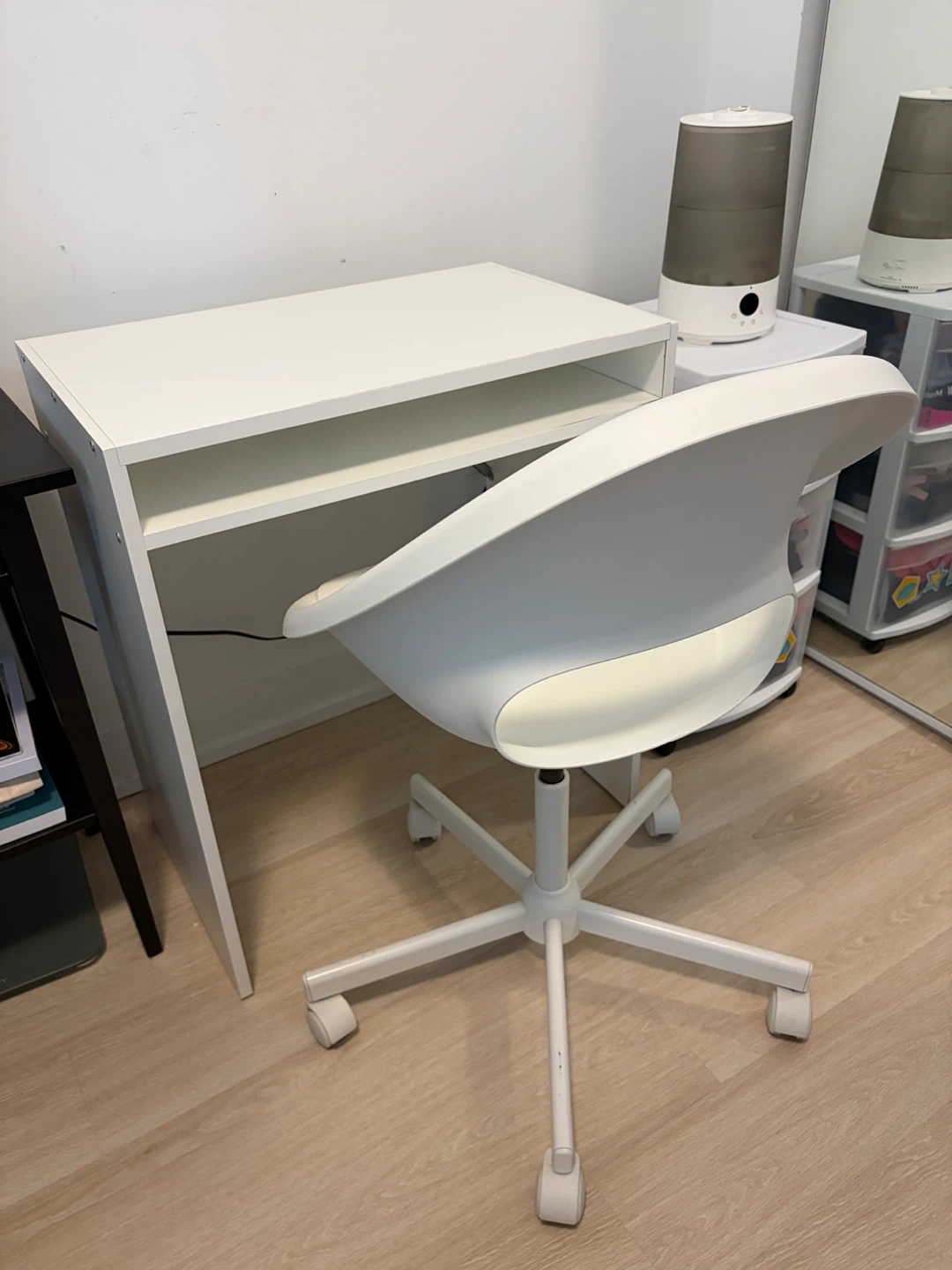IKEA Torald White Desk and Loberget Swivel Chair Set - photo 2