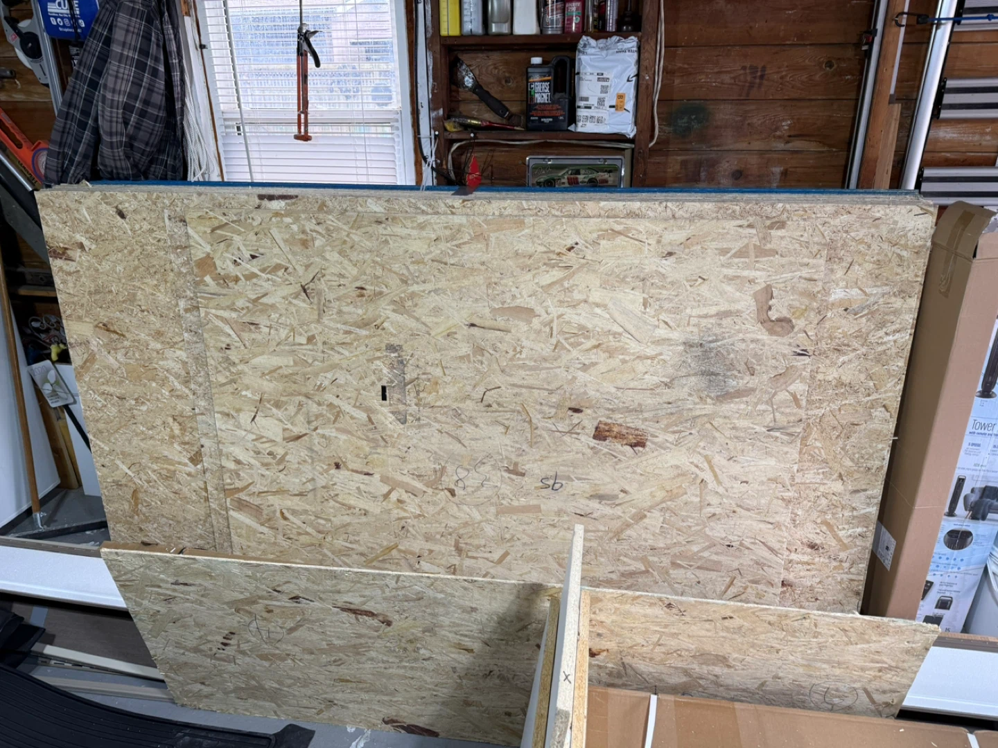 4x8x1/4 inch particle board