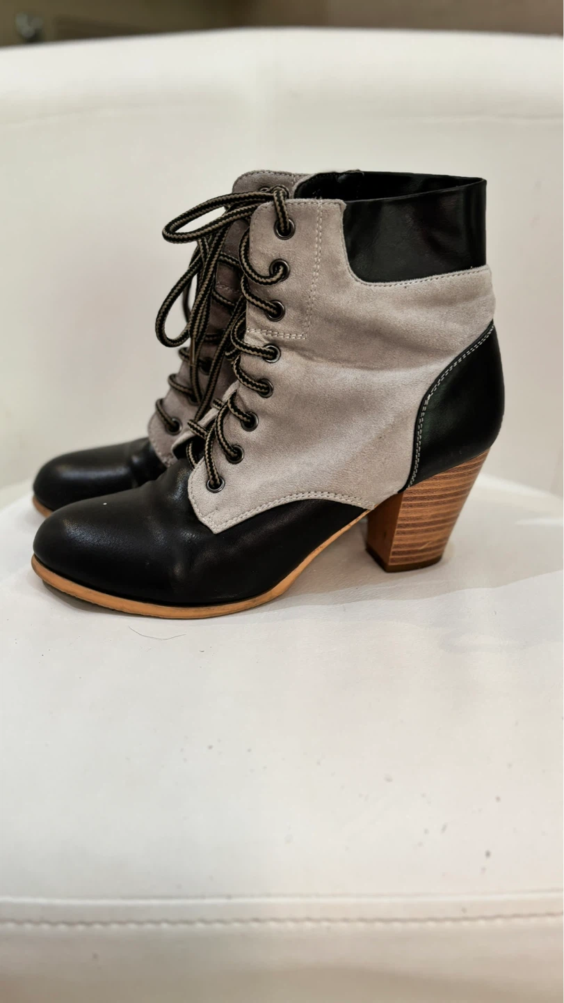 Women's Lace-Up Ankle Boots - Black & Grey - photo 2