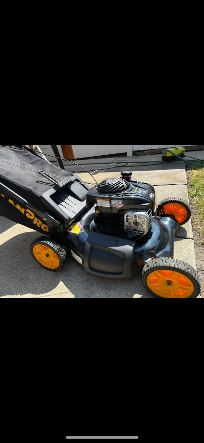 Poulan Pro Lawn Mower - photo 2