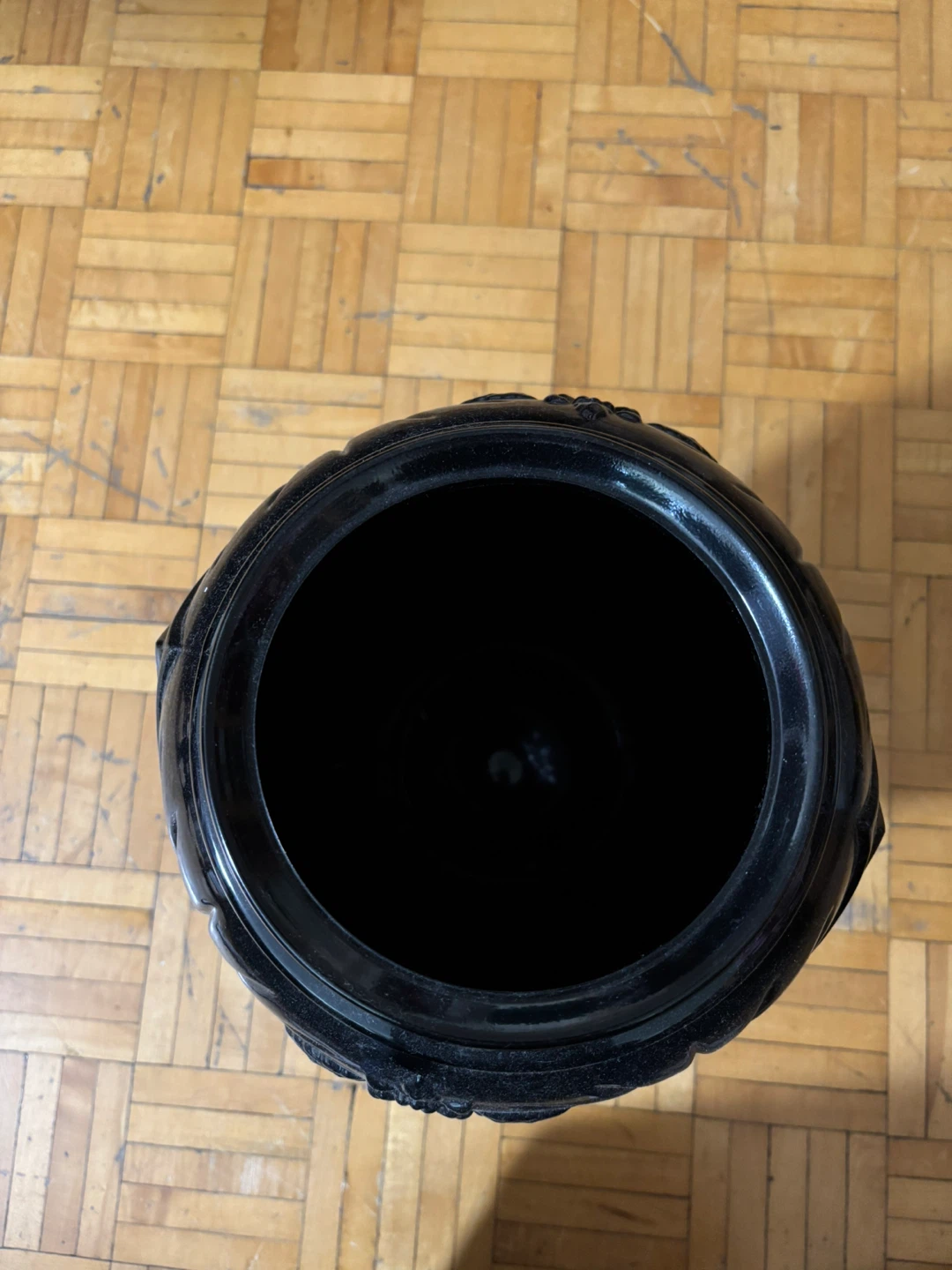 Black Vase - photo 2