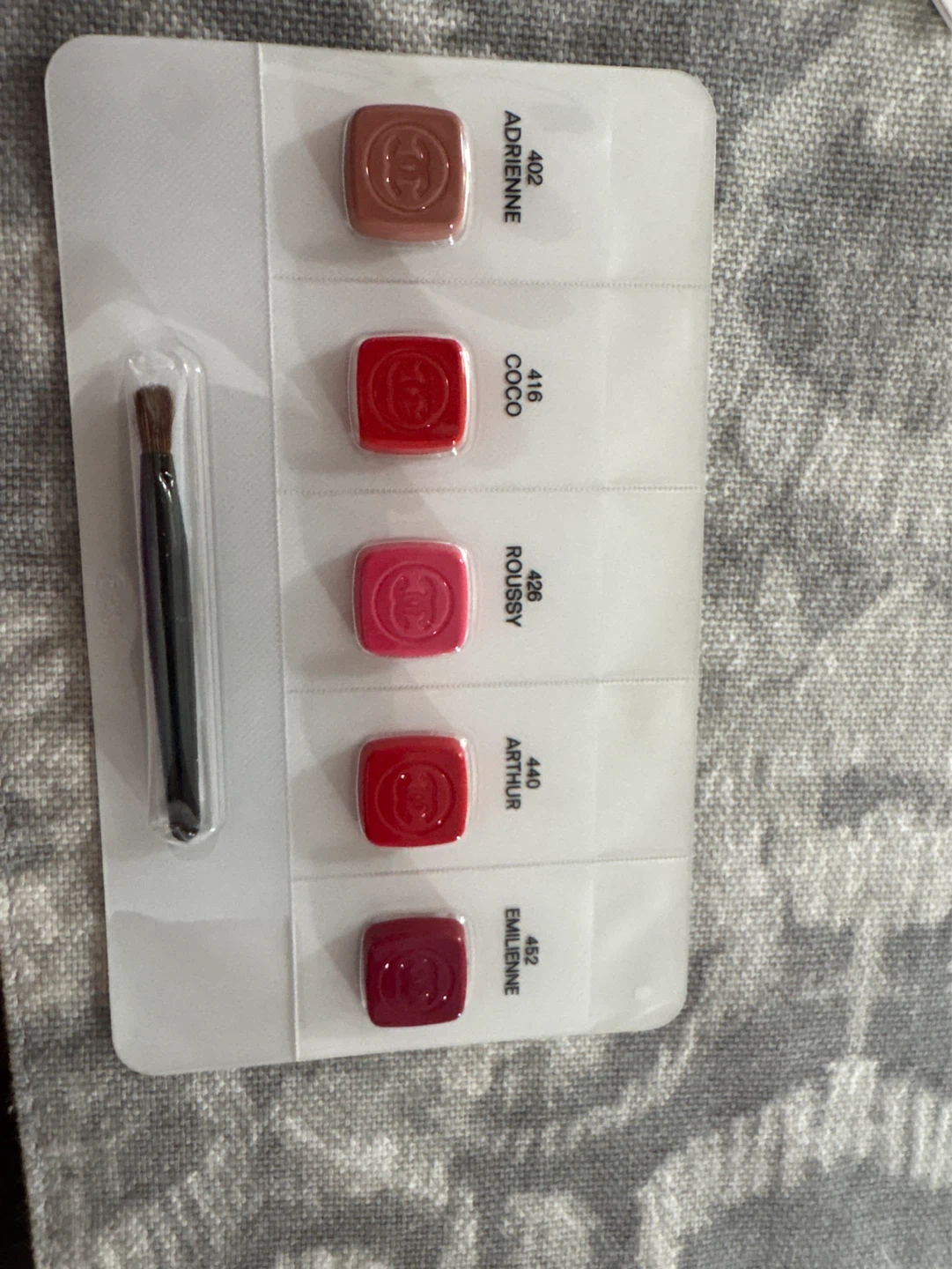 CHANEL Lipstick Sample Palette with Brush - photo 2