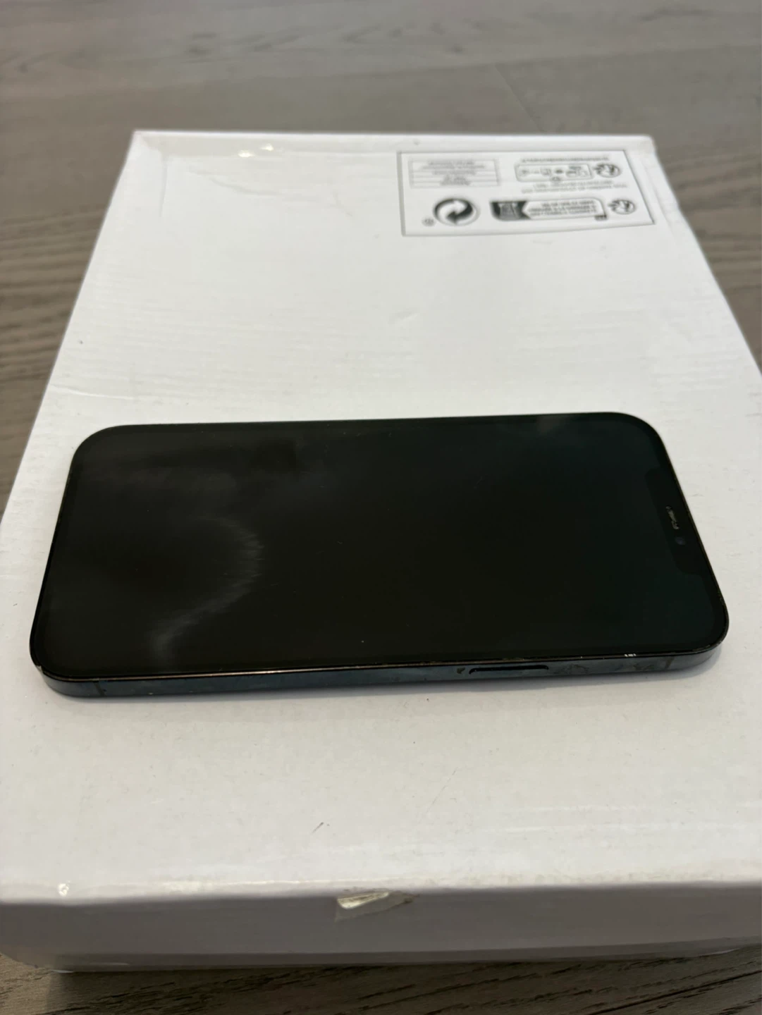Apple iPhone 12 Pro - Graphite