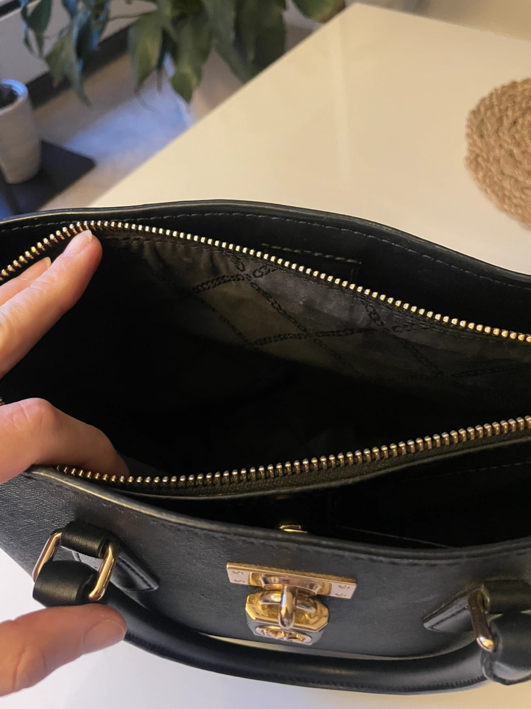 Michael Kors Black Leather Satchel Handbag - photo 3