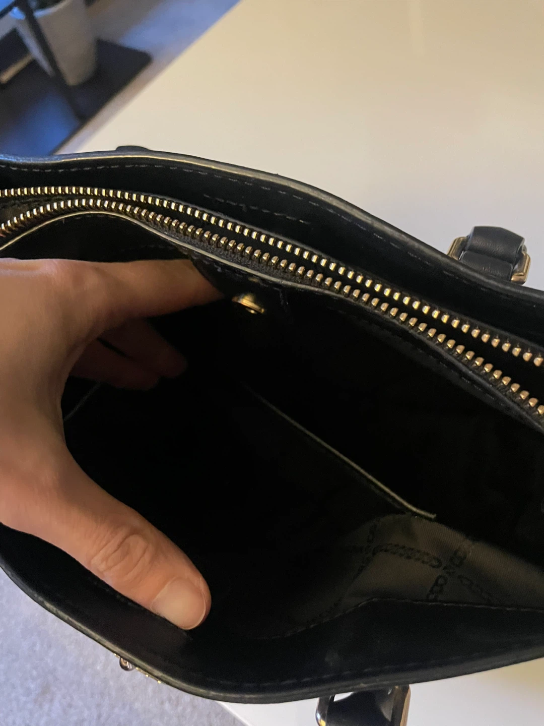 Michael Kors Black Leather Satchel Handbag - photo 4