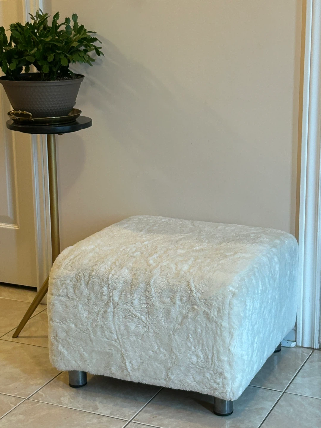 Faux Fur Cube Ottoman - Cream