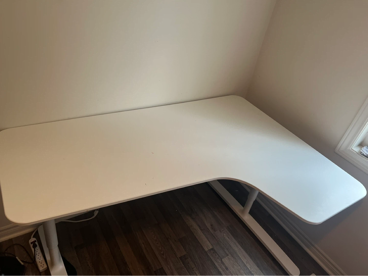 Adjustable White L-Shaped Standing Desk - photo 4