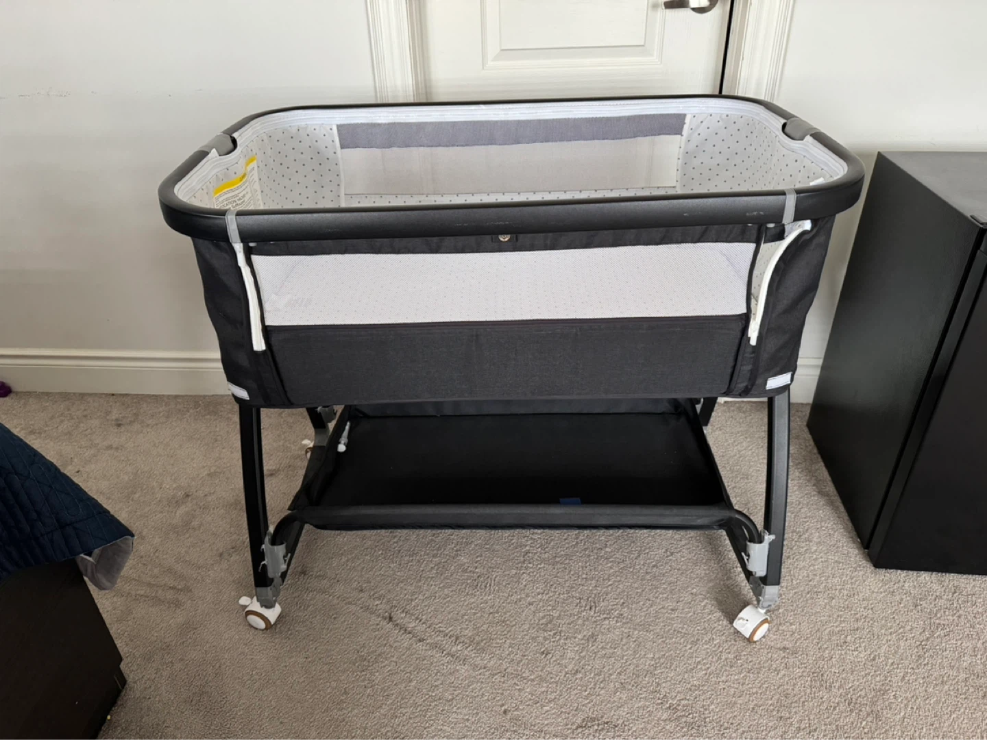 Baby Bassinet Sleeper - photo 3