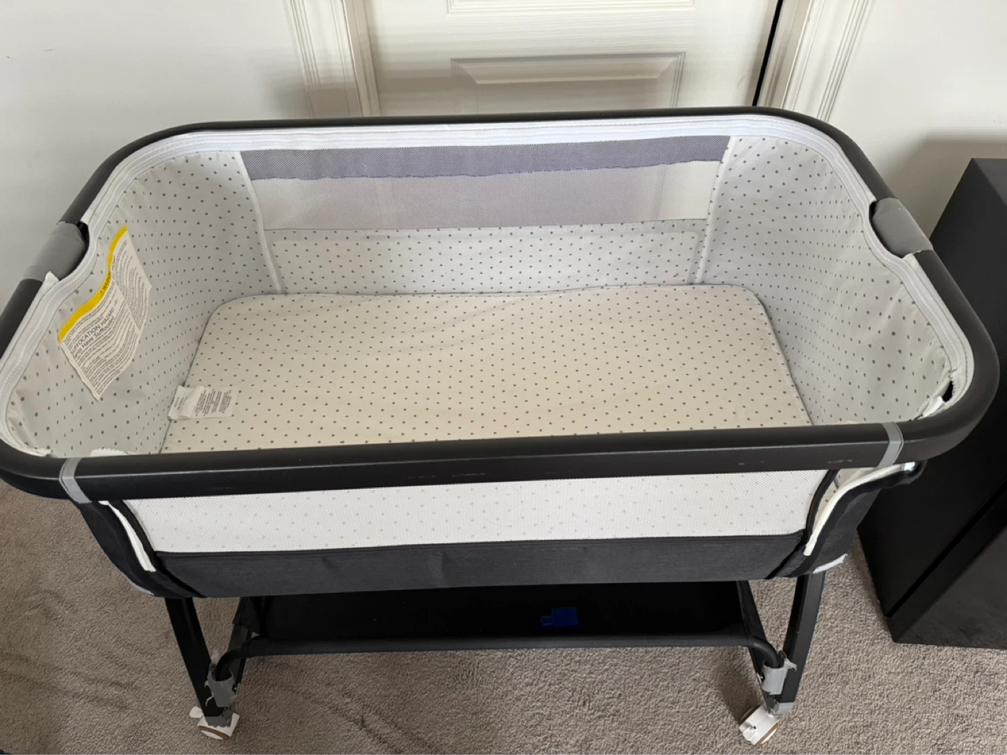 Baby Bassinet Sleeper - photo 2