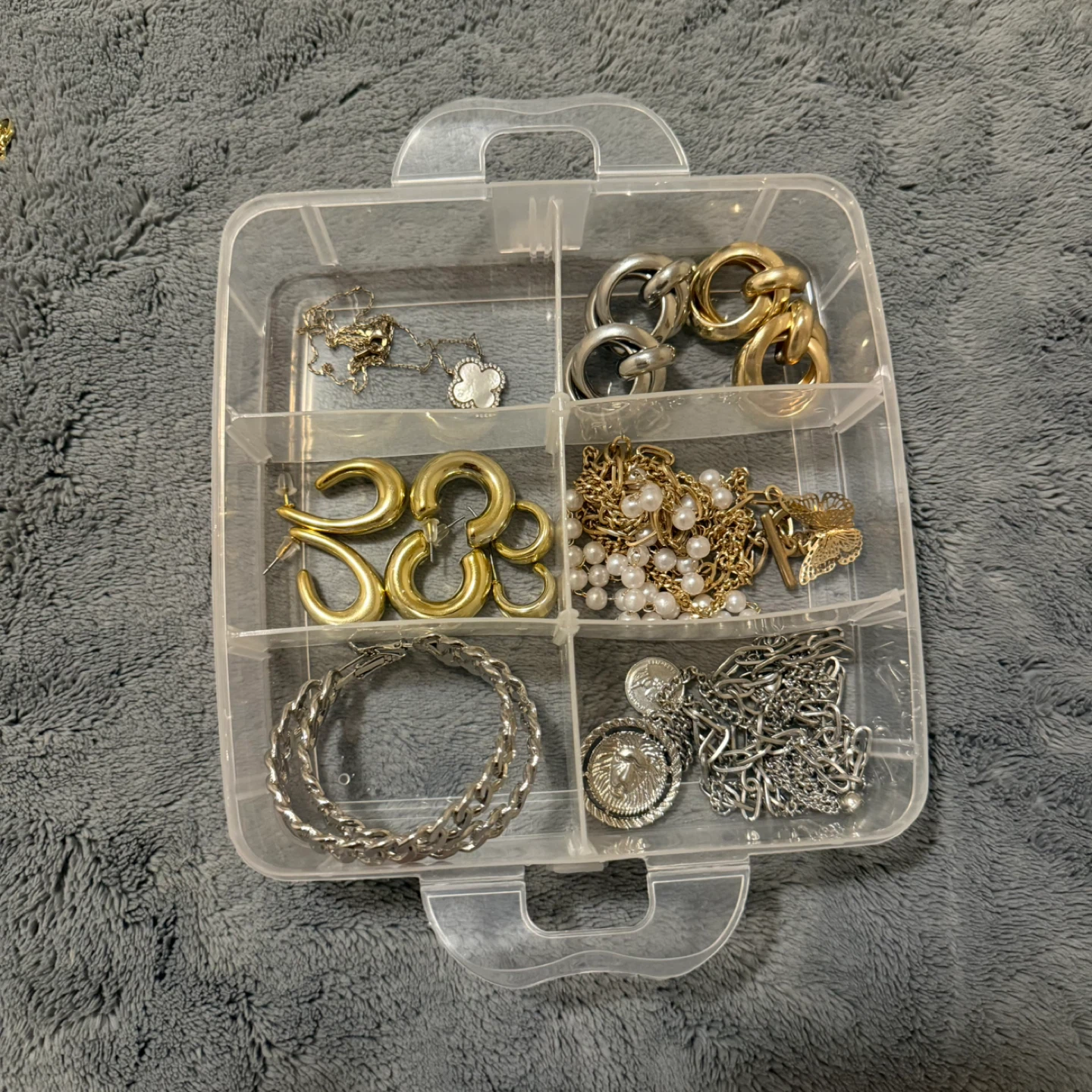 Mystery Jewelry Case - photo 3