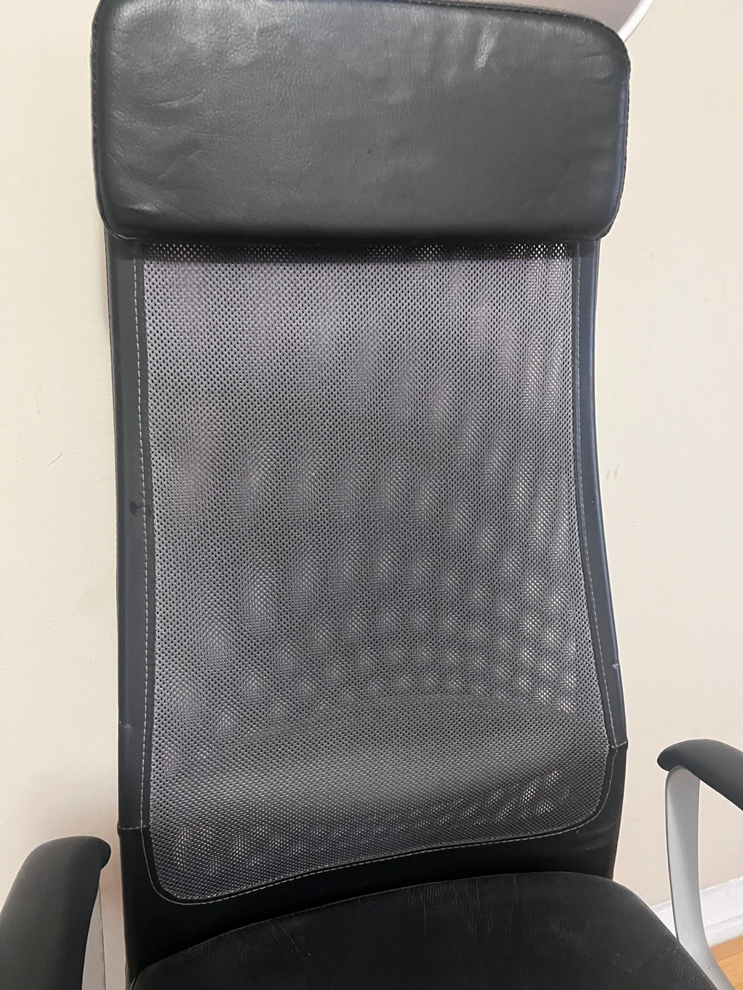 Black Ergonomic Office Chair - photo 2