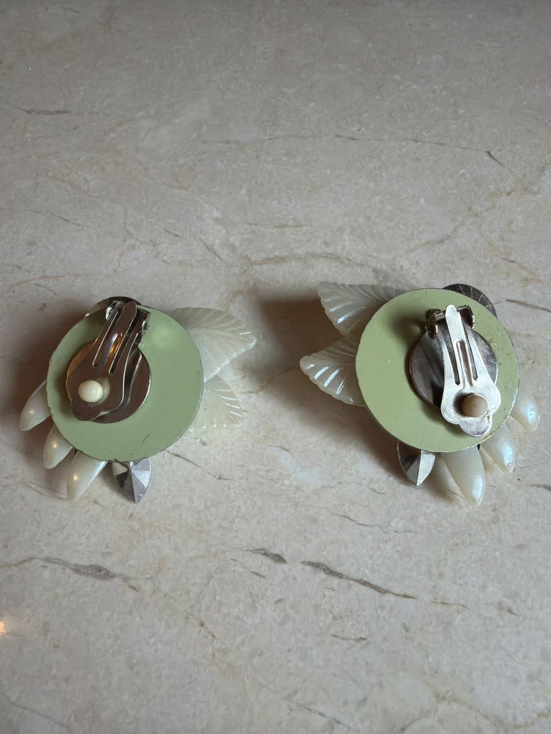 Vintage Clip-on Earrings - photo 2