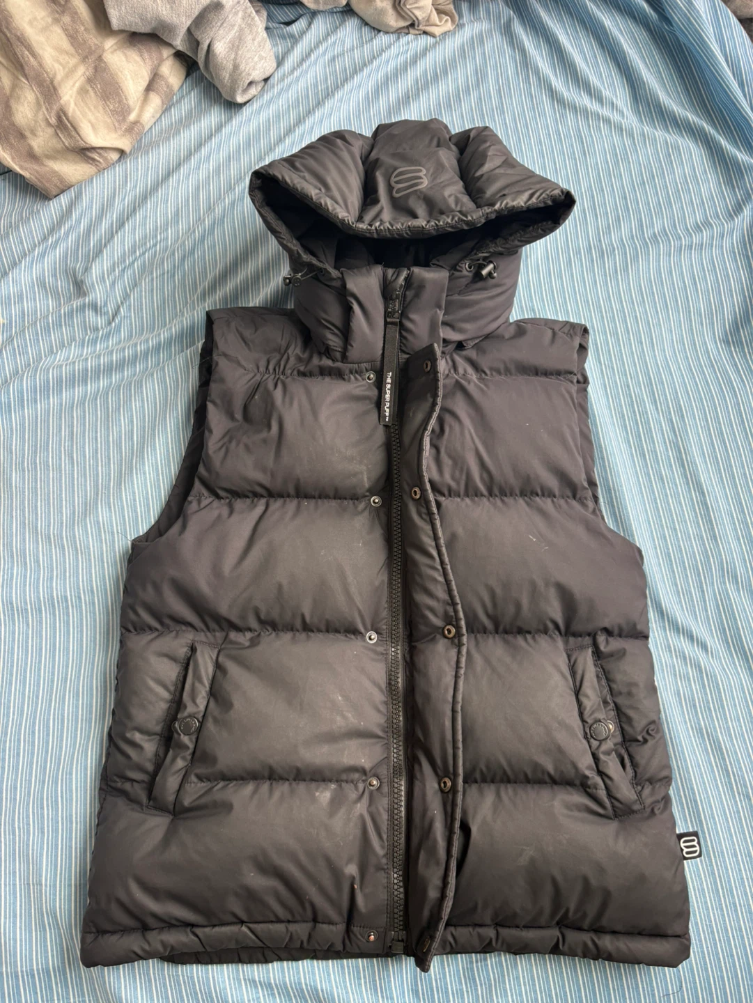 Aritzia Super Puff Original Vest - Black