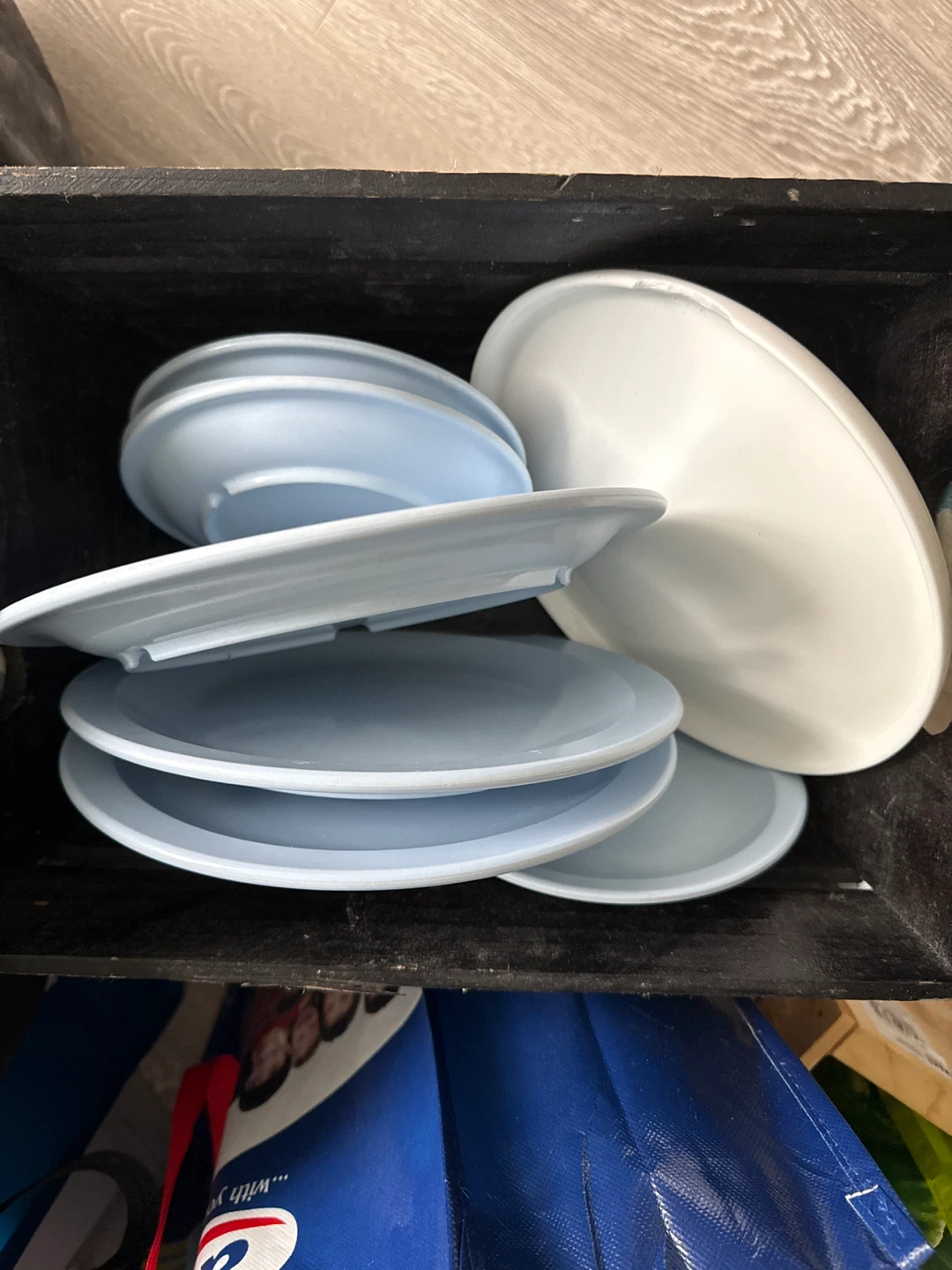 Free plates